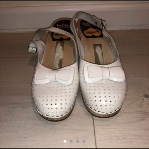 Swedish hasbeens clogs
